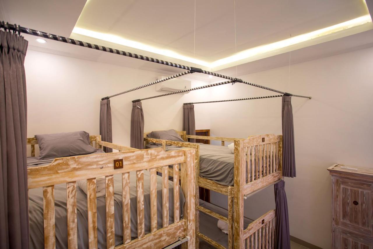 Seven Angels Villa And Hostel Toyapakeh Екстериор снимка