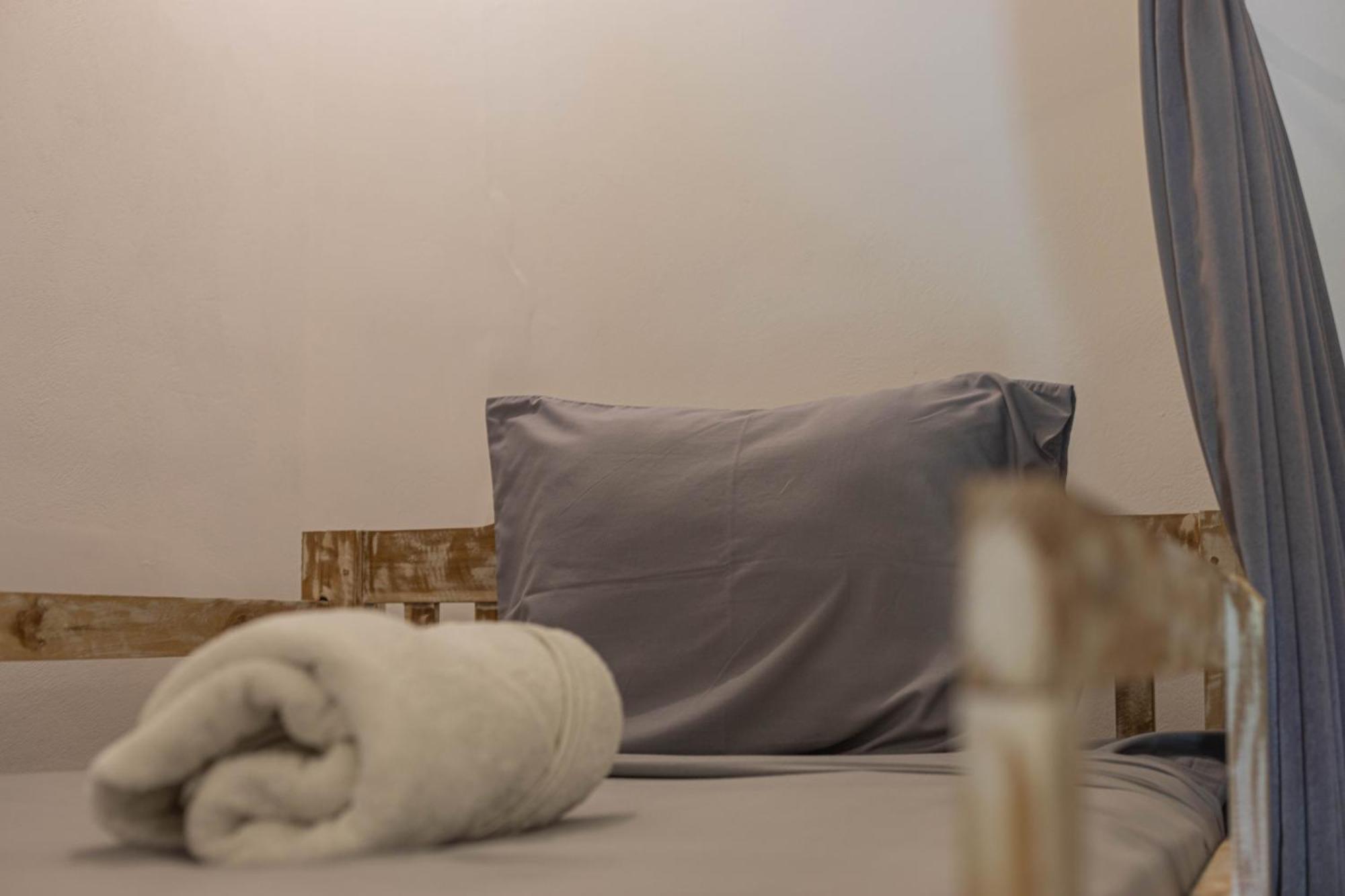 Seven Angels Villa And Hostel Toyapakeh Екстериор снимка