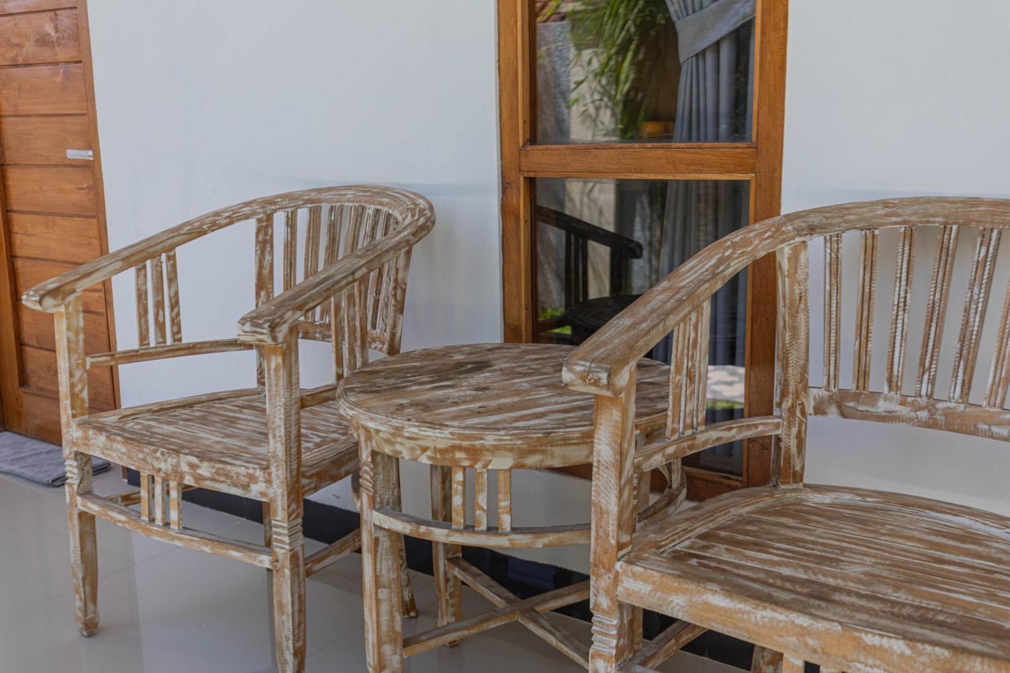 Seven Angels Villa And Hostel Toyapakeh Екстериор снимка
