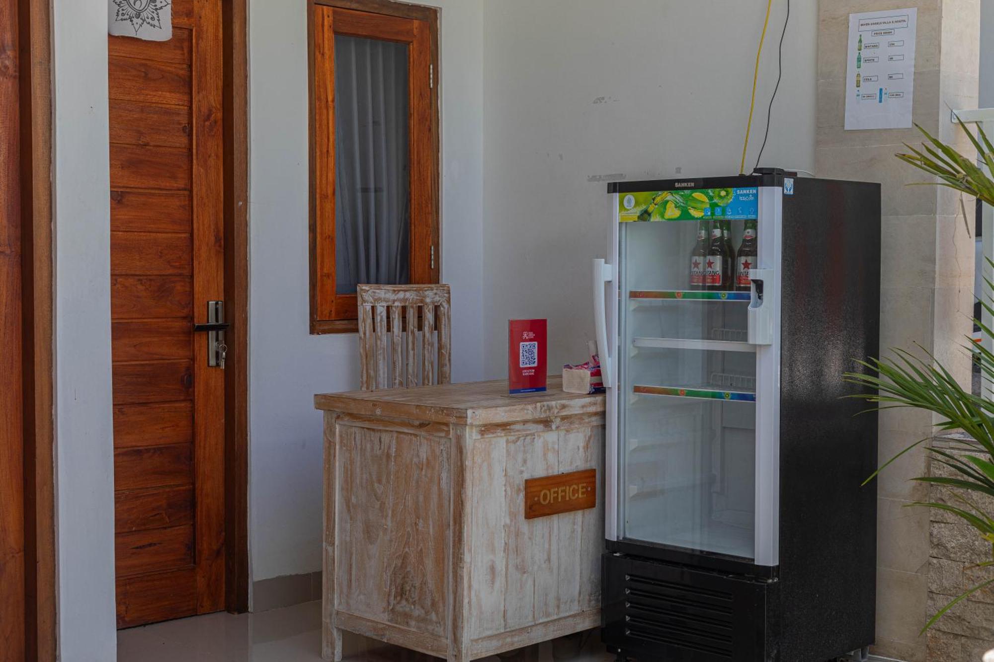 Seven Angels Villa And Hostel Toyapakeh Екстериор снимка