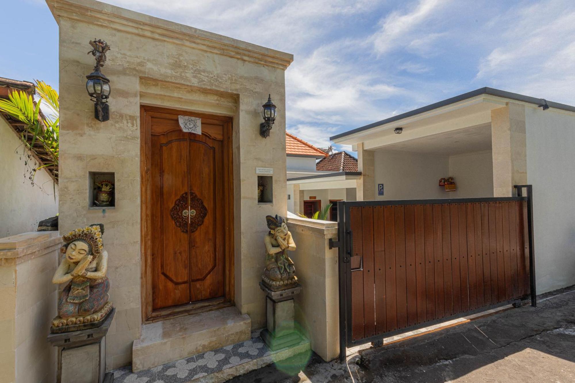 Seven Angels Villa And Hostel Toyapakeh Екстериор снимка